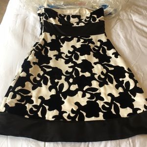 White House Black Market Strapless Dress